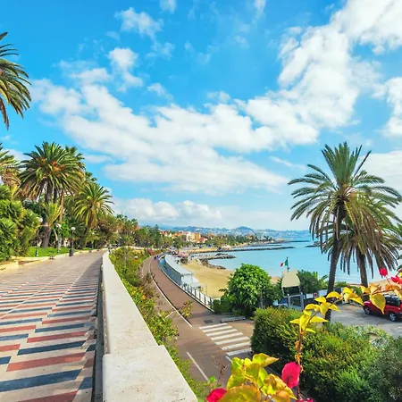 Casa 3 Ponti With Sea-view Balcony And Parking - Happy Sanremo