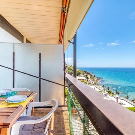 Casa 3 Ponti With Sea-view Balcony And Parking - Happy Apartamento Sanremo