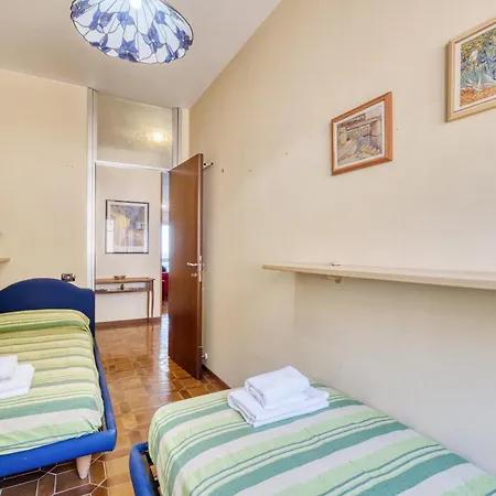 Casa 3 Ponti With Sea-view Balcony And Parking - Happy Apartamento Sanremo